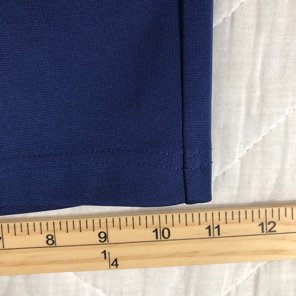 Forever 21 Shorts Womens Large Dark Blue Back Zipper Dressy Mid Rise 2.5" Inseam - Picture 11 of 11